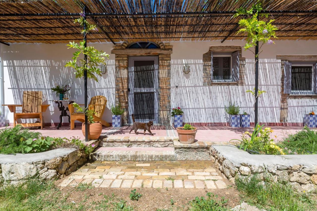 Villa The Storage House Danilia Exterior foto